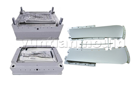 汽車內(nèi)飾件模具11